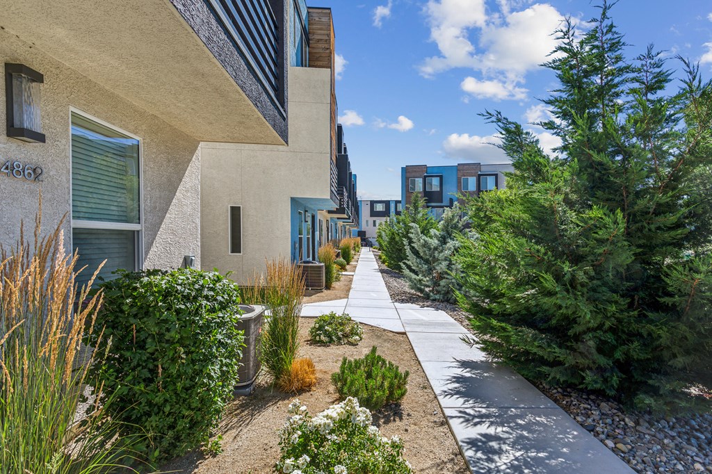 Summit Ridge Townhomes