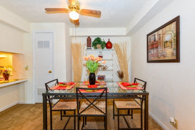 Woods at Southlake Apartments - Dining Room