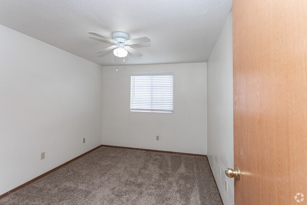 Fort Lane Apartments, 300 North Fort Lane, Layton, UT RentCafe