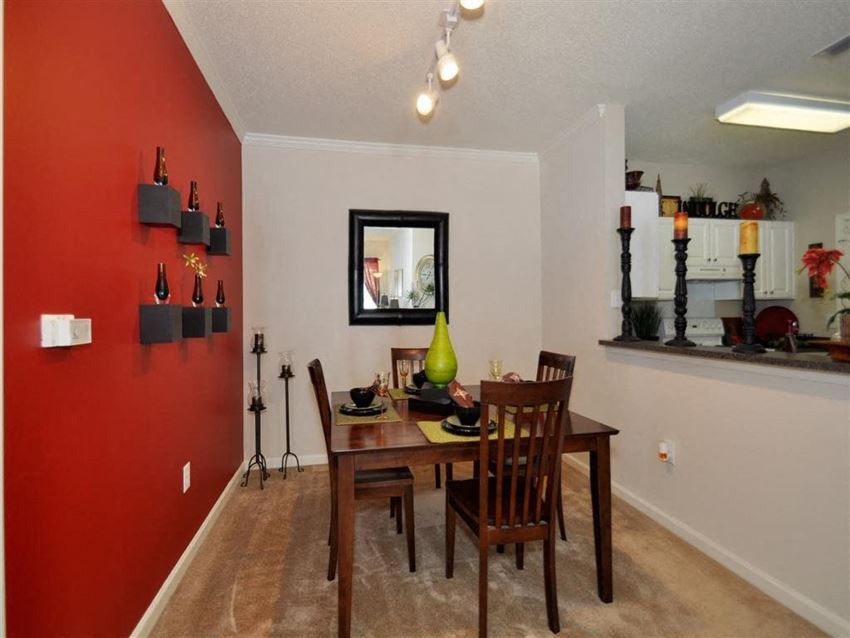 Village On The Green Apartments, 2975 Continental Colony Parkway