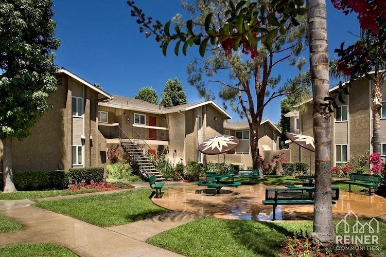 1101 E Menlo Ave 1-3 Beds Apartment, Affordable for Rent - Photo Gallery 2