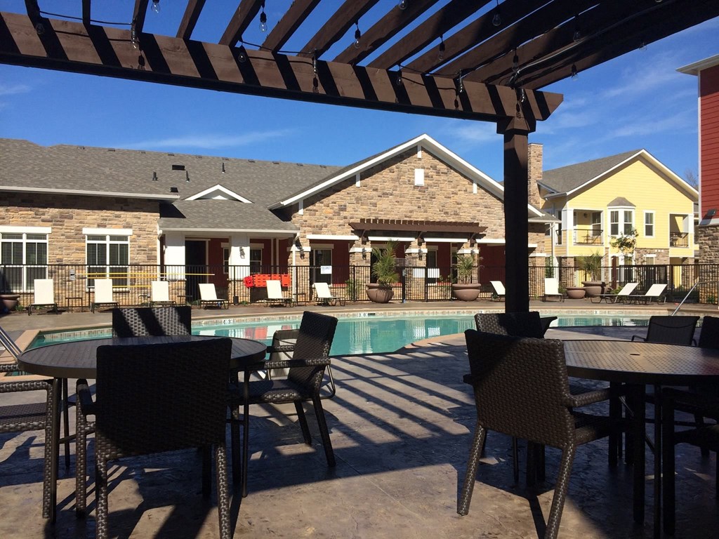 Poolside Dining Tables at Hurstbourne Estates, Louisville, 40223