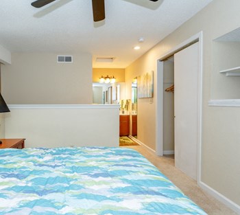 9900 NW Prairie View Rd Studio-2 Beds Apartment for Rent - Photo Gallery 16