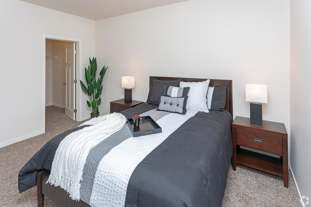 the preserve at ballantyne commons bedroom with bed and nightstands