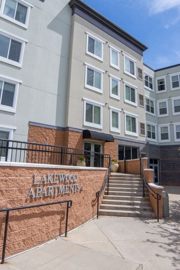705 Town Center Parkway, 2-3 Beds Apartment, Affordable for Rent - Photo Gallery 5