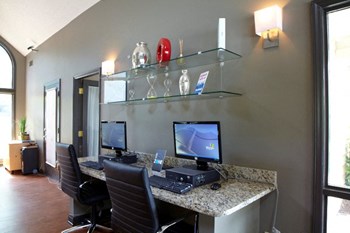 6000 Delta Crossing Lane 1-3 Beds Apartment for Rent - Photo Gallery 5