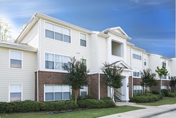 151 Parkway North 1-4 Beds Apartment, Affordable for Rent - Photo Gallery 2