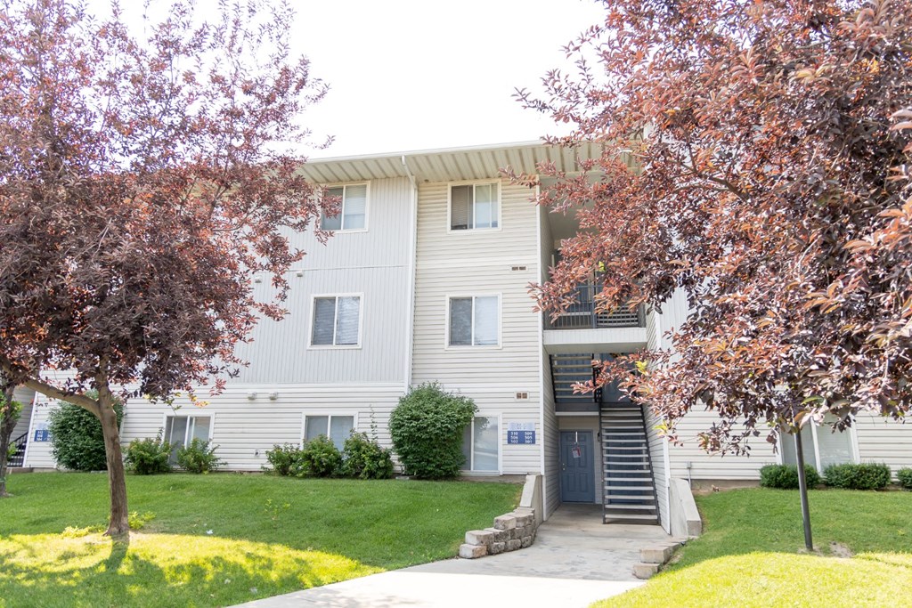 our apartments are equipped with a walkway and grass