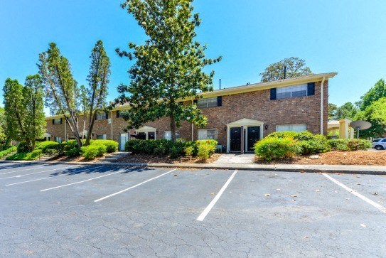 Stonetree Parking Lot