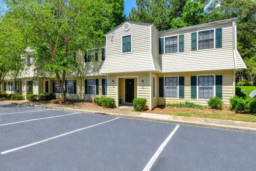 Lakeside Building Photo