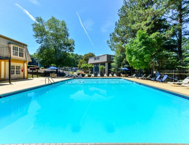 Maplewood Pointe Pool