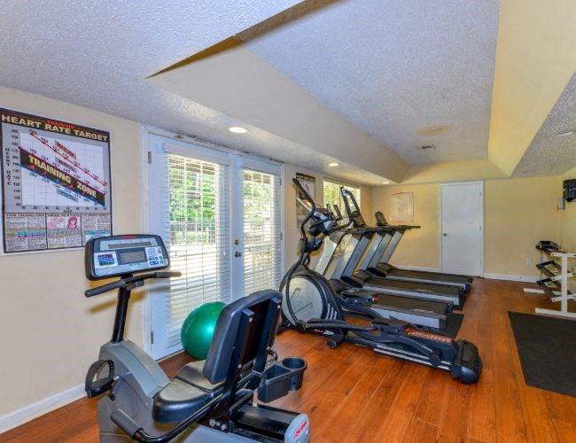 Maplewood Pointe Exercise Room