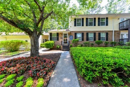 Emerald Pointe Office