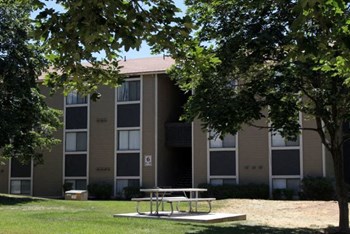 1230 South 500 1-2 Beds Apartment, Affordable for Rent - Photo Gallery 4