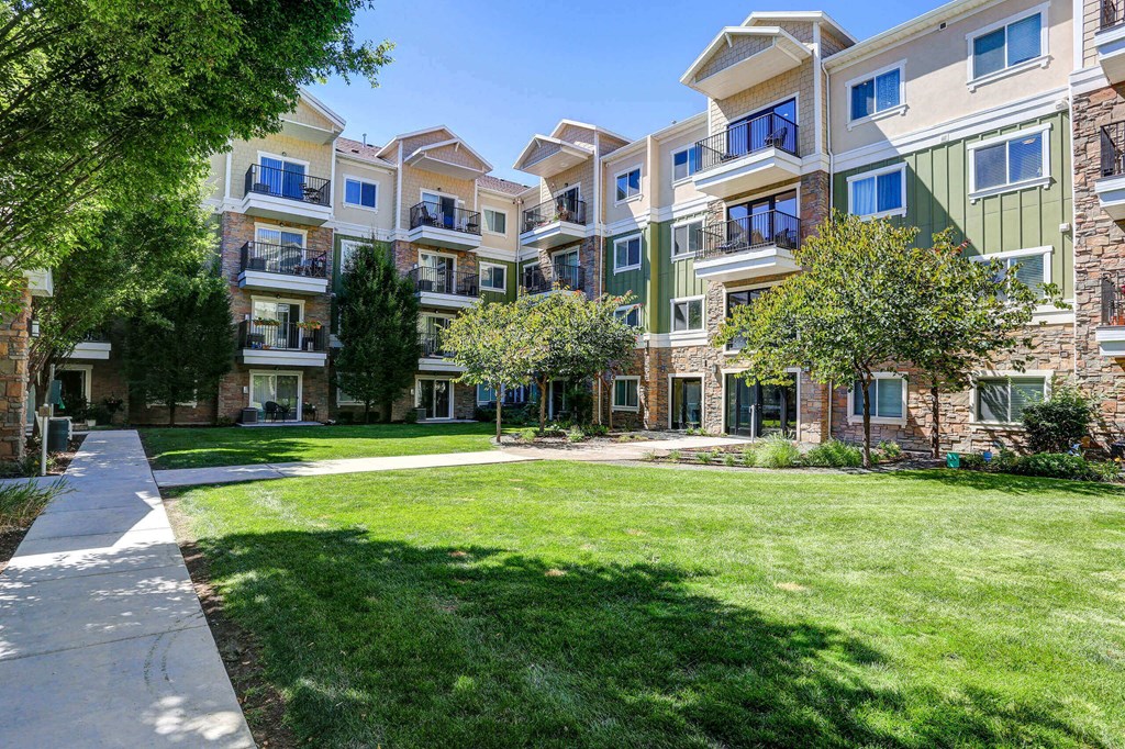 the preserve at ballantyne commons community garden at The Beckstead, Utah, 84095