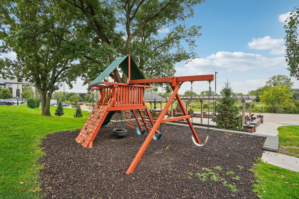 Playground at Aster Meadow, Vadnais Heights, MN
