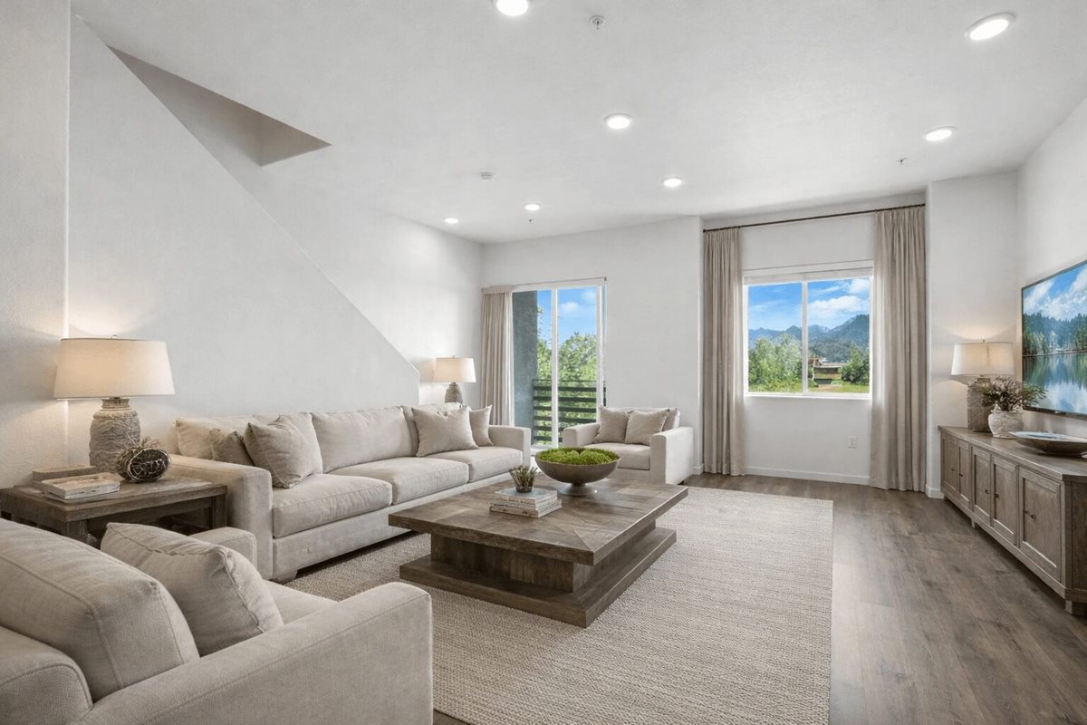 Summit Ridge Townhomes