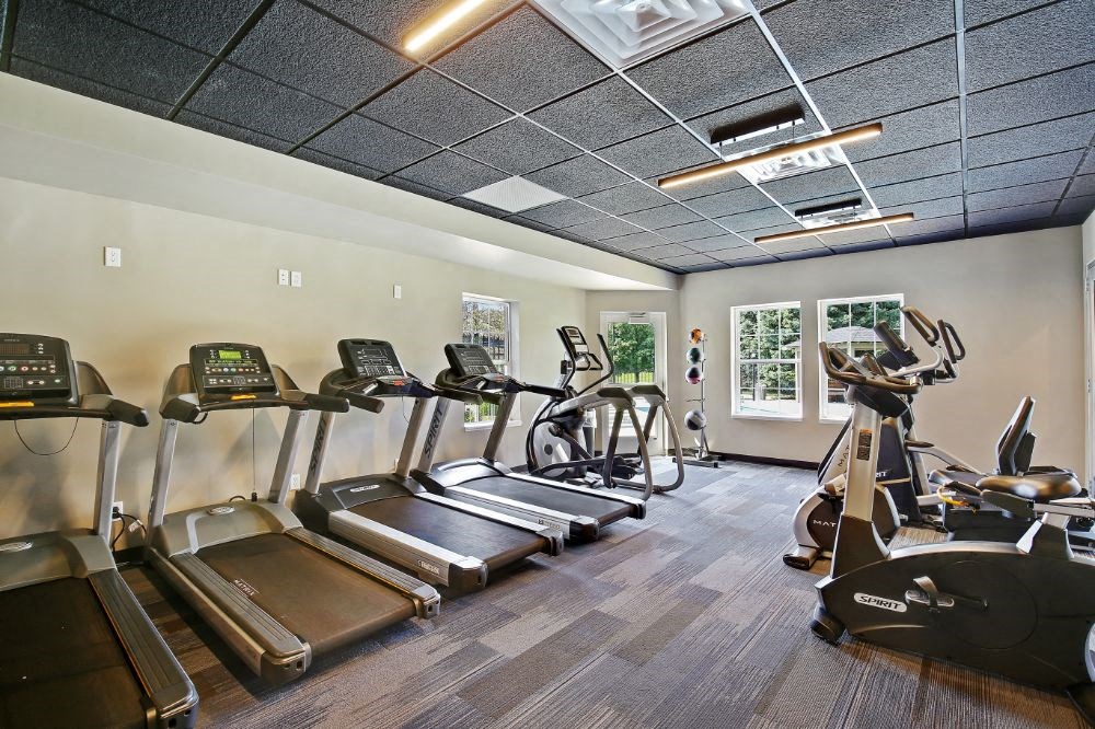 the gym at the monarch luxury apartments in des moines ia