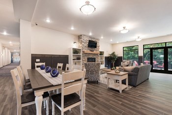 Resident Lounge at Lake Ridge, Prior Lake, MN, 55379 - Photo Gallery 15