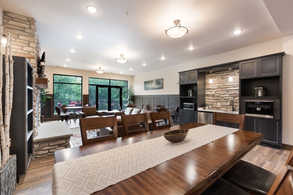 Spacious Lobby at Lake Ridge, Prior Lake
