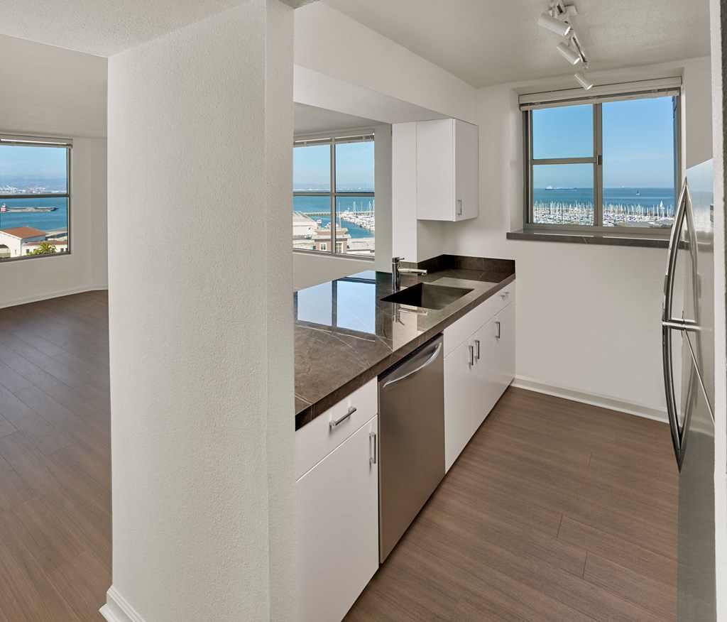 South Beach Marina Apartments