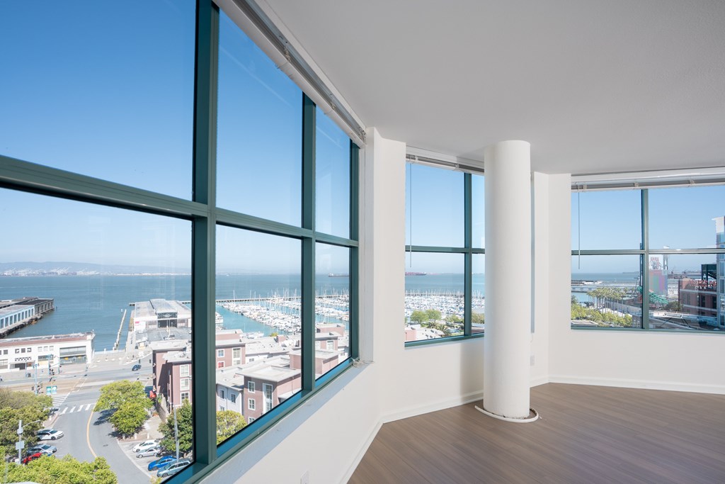 South Beach Marina Apartments