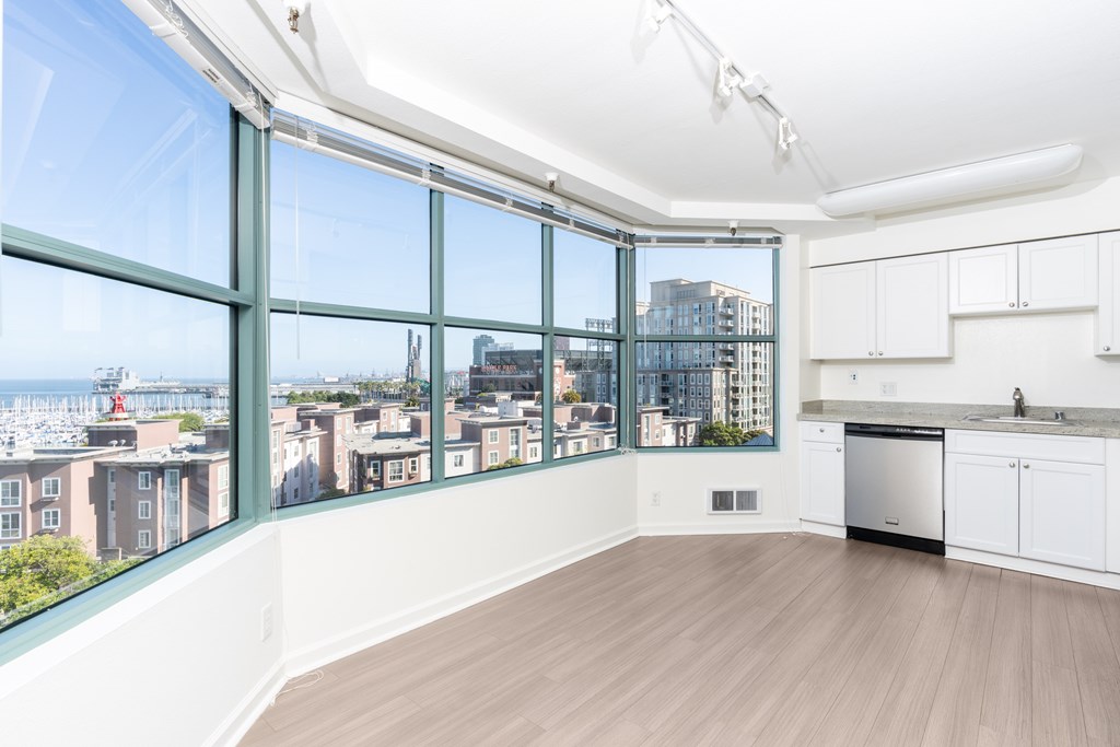 South Beach Marina Apartments