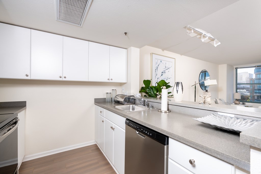 South Beach Marina Apartments