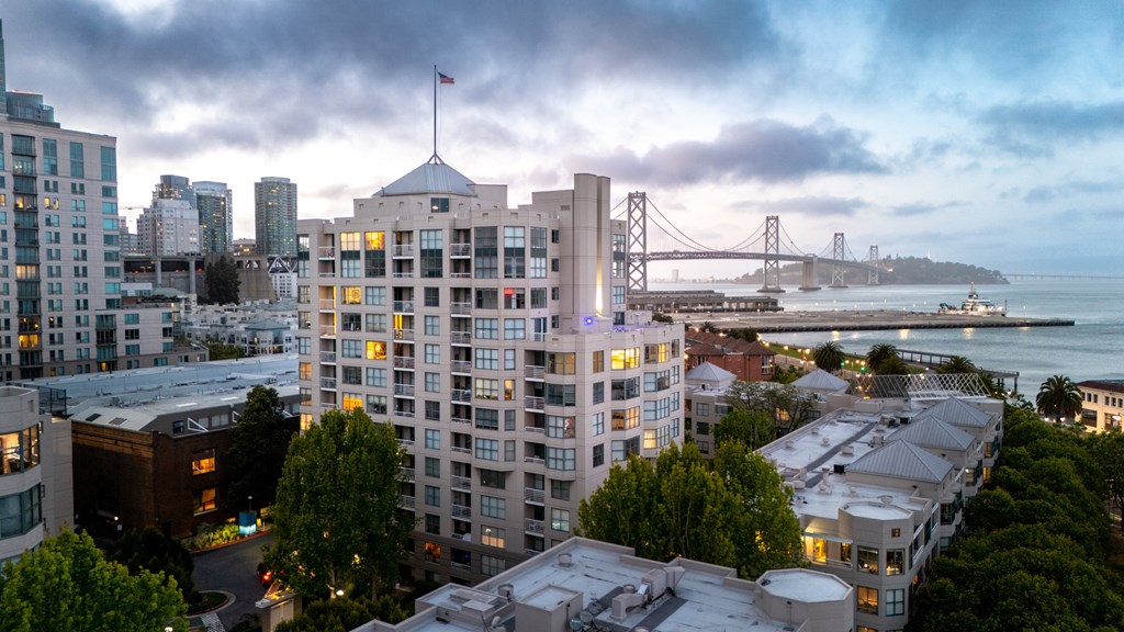 South Beach Marina Apartments