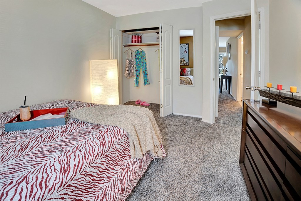 Bedroom with Spacious Closet at Kenilworth at Charles Apartments, Towson, MD, 21204
