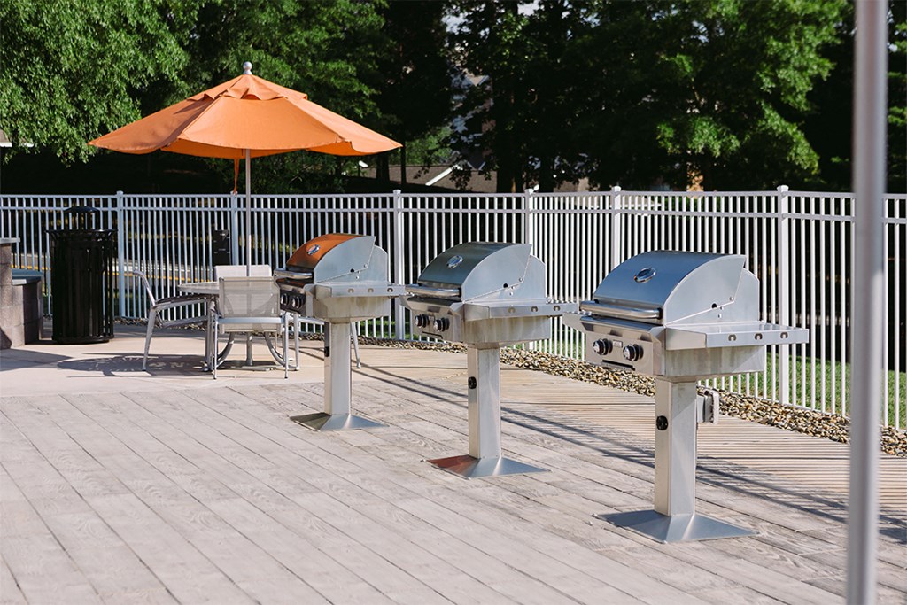 Outdoor BBQ grill area at Sycamore at Tyvola, North Carolina, 28217