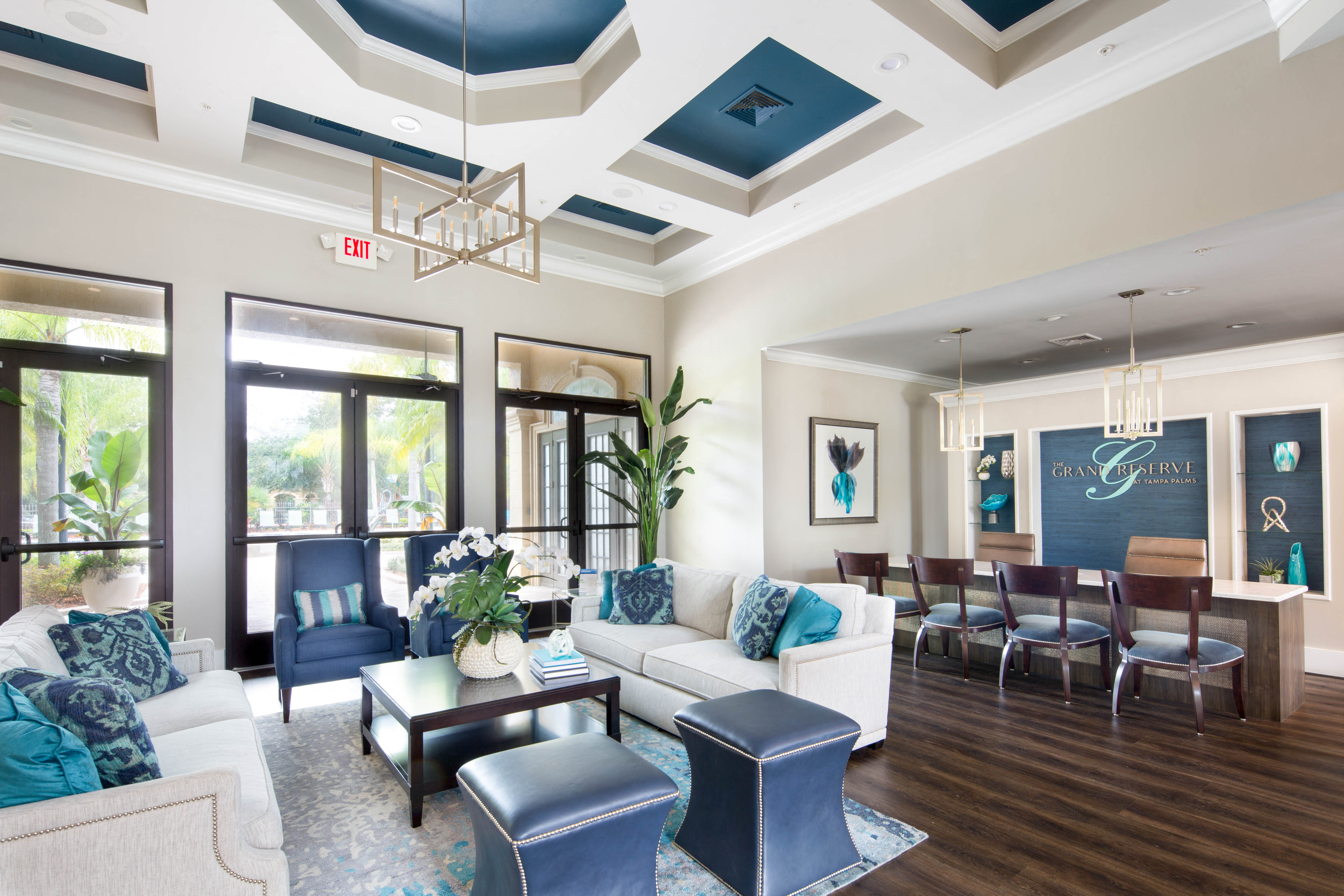 Resident Lounge at The Grand Reserve at Tampa Palms Apartments, Tampa, 33647