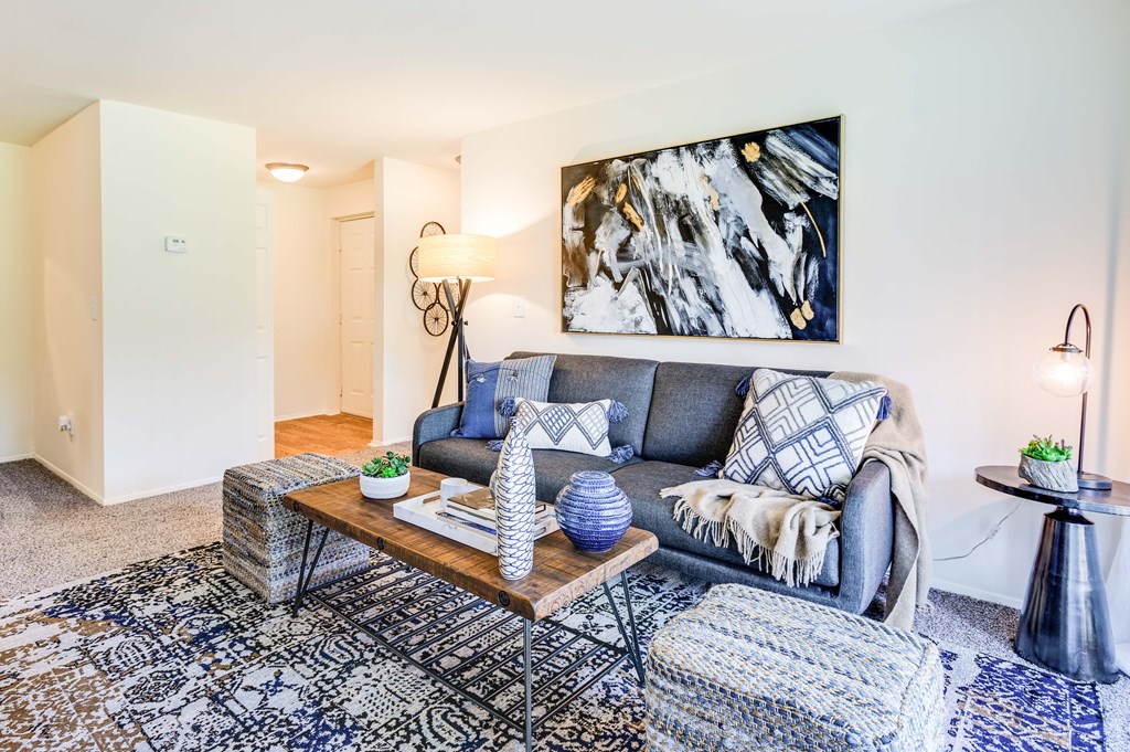 Spacious Living Room  at Westwinds Apartments, Maryland