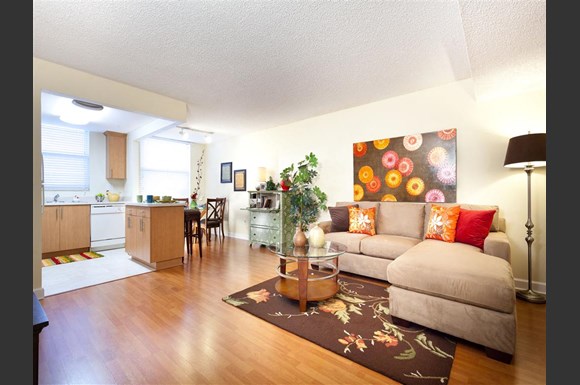 Bull Run Apartments 6915 Main Street Miami Lakes Fl Rentcafe