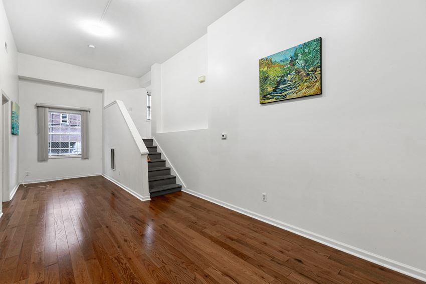 392 Crown - Photo Gallery
