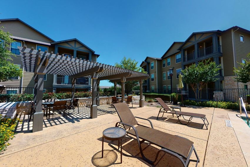 Slate Creek At Westover Hills Apartments, 2210 Rogers Road, San Antonio