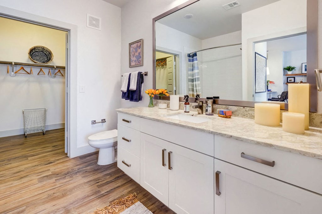 bathroom at soneto on western apartments