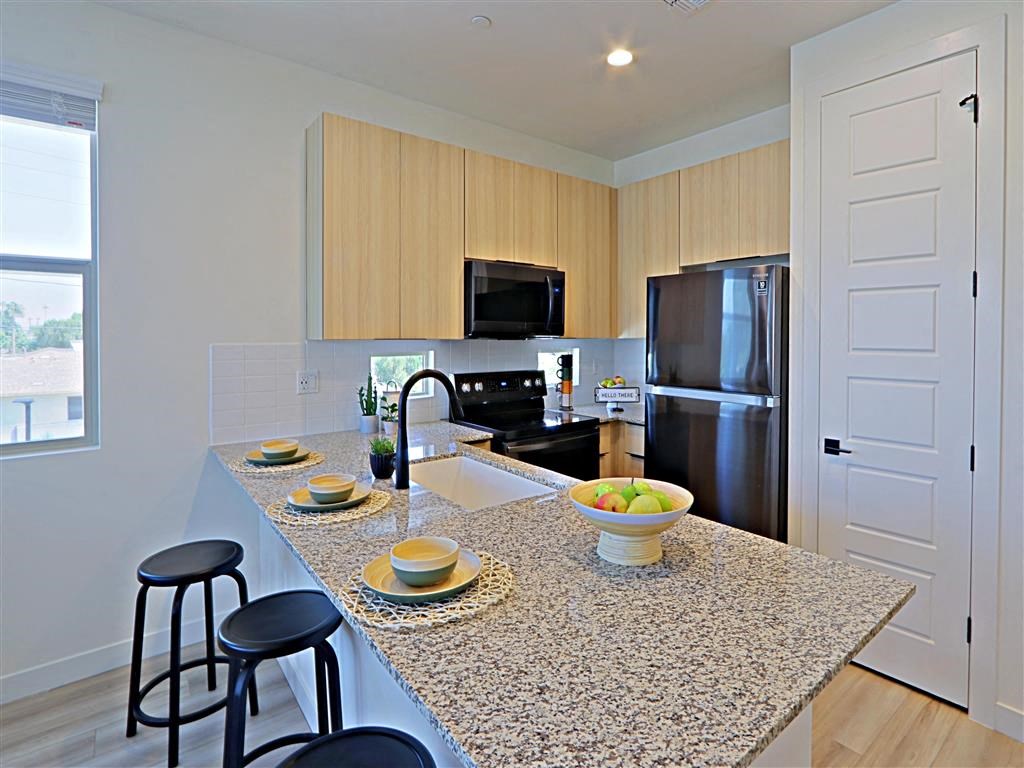 Granite Kitchen Worktops at Scottsdale Hayden Townhomes, Arizona