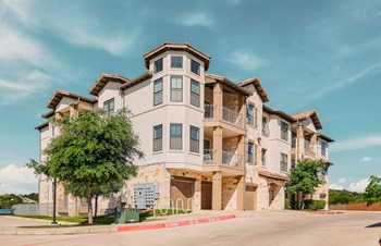 Building - Photo Gallery 4