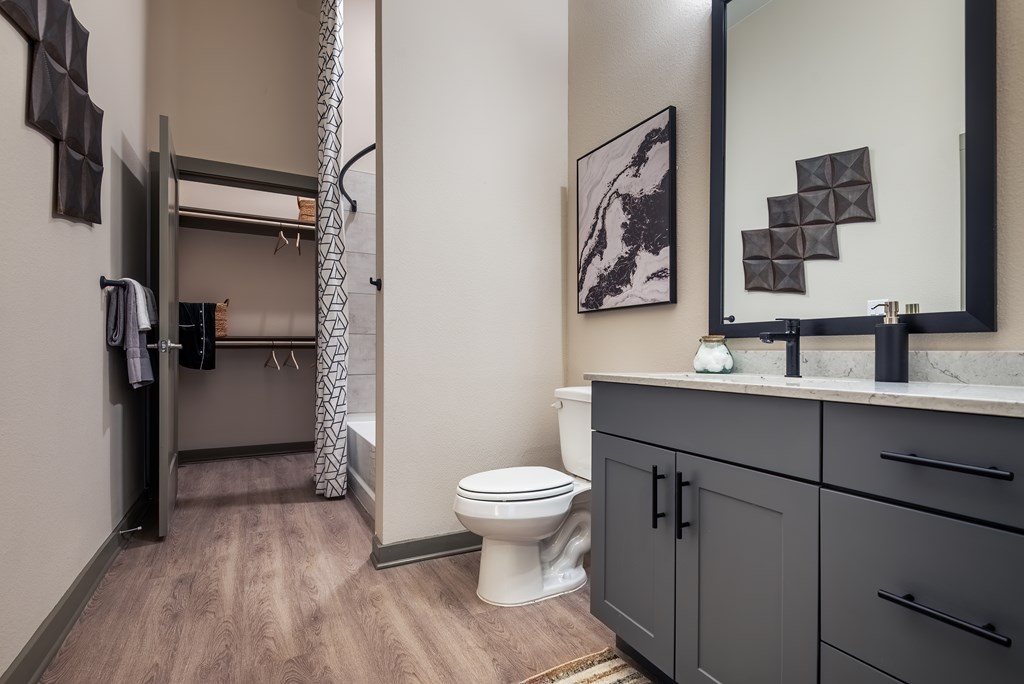 Bright And Upscale Bathroom