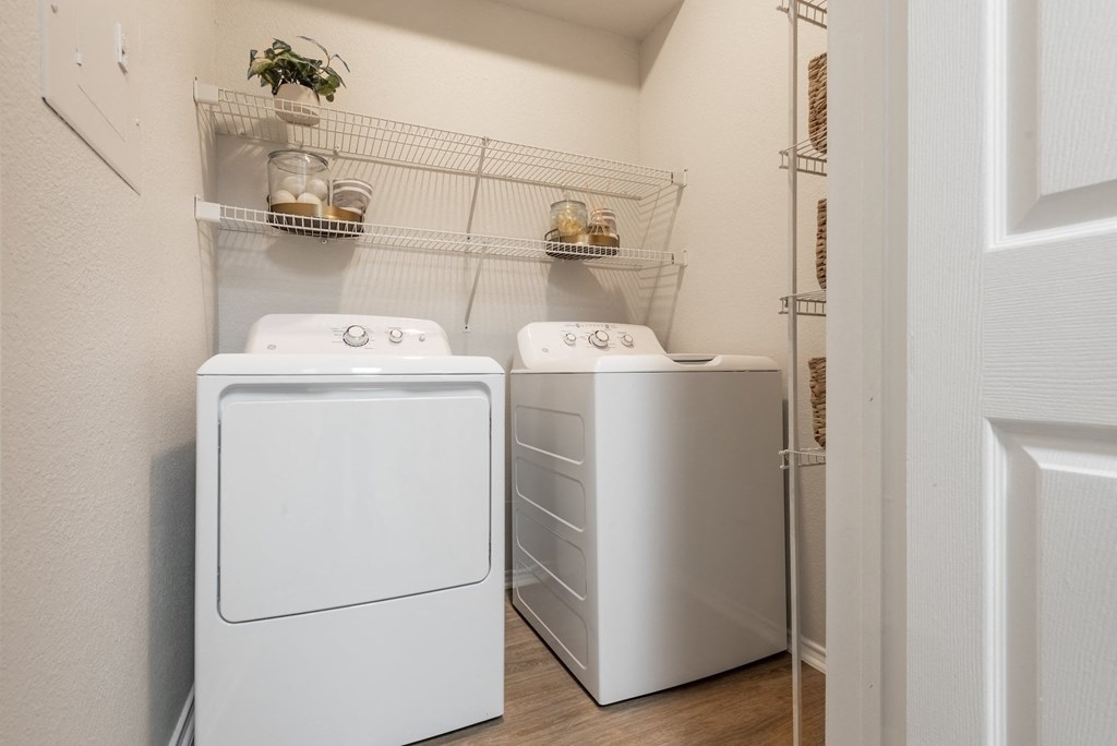 Washer Dryer at Hayden on West Ave, Texas