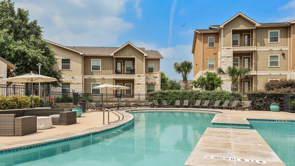 the swimming pool at the preserve at ballantyne commons apartments