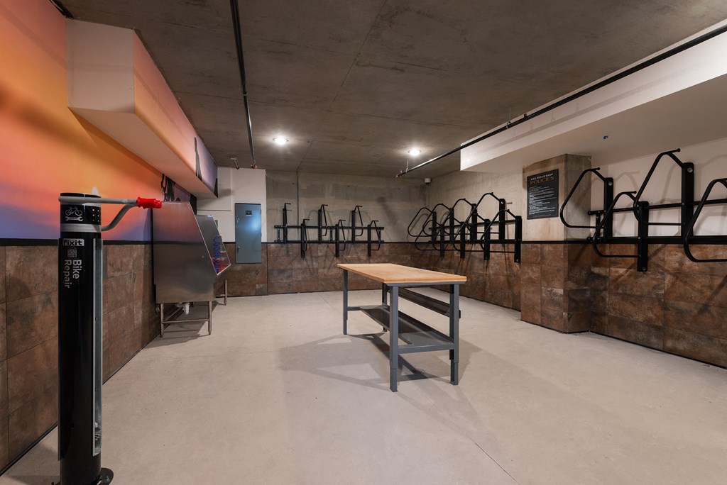 The Quincy at Kierland Apartments Bike Storage and Pet Spa