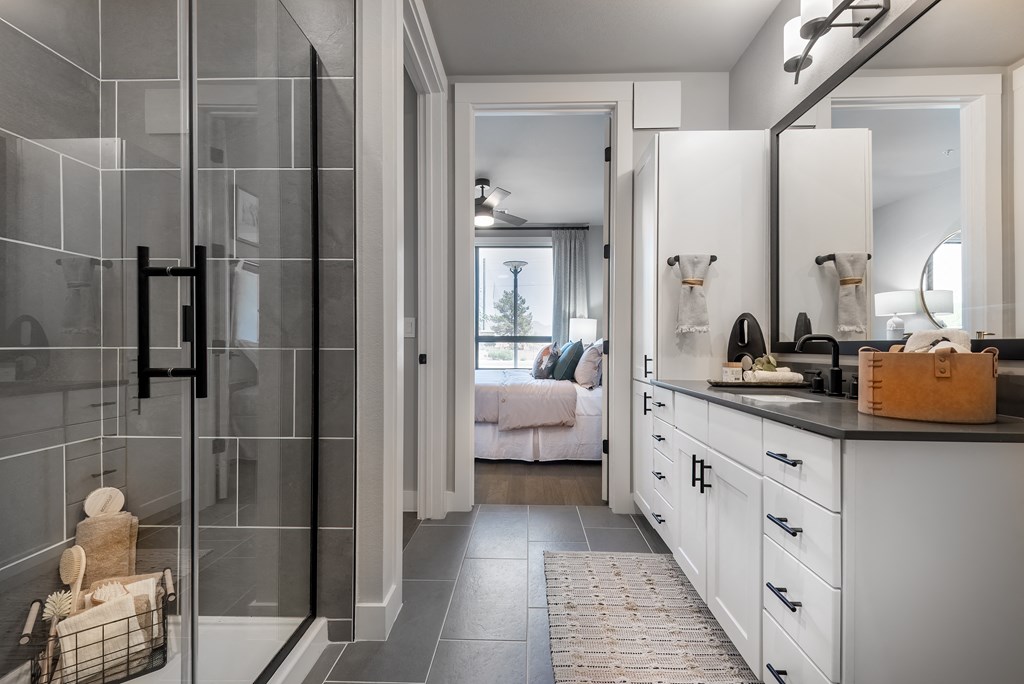 The Quincy at Kierland Apartments Bathroom