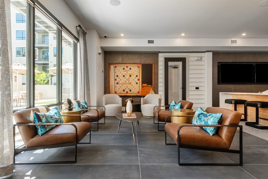 The Quincy at Kierland Apartments Resident Lounge