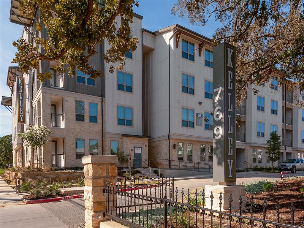 Fort Worth, TX Apartments Kelley at Samuels Ave Photo Gallery