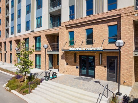 Tin Top at the Creamery Apartments