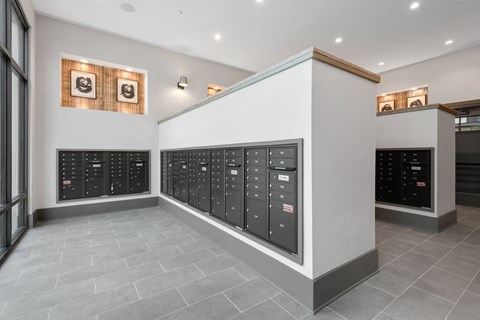 a look at the locker room at the ridgewood club in las vegas