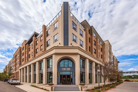 Tin Top at the Creamery Apartments