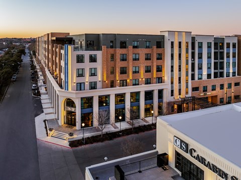 Tin Top at the Creamery Apartments